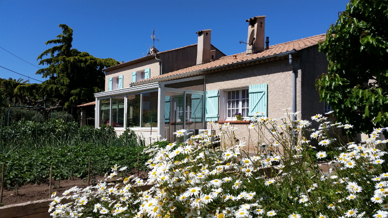 Visitez Villa Lou Paradou